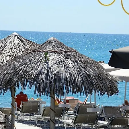 Casa Allegria, Sei Posti Letto, Ampio E Luminoso Διαμέρισμα