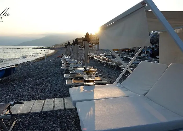 Apartamento Casa Allegria, Sei Posti Letto, Ampio E Luminoso Vallecrosia